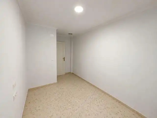 Reihenhaus mit Pool zum Verkauf in Calle de Josefina Manresa, imagen 11