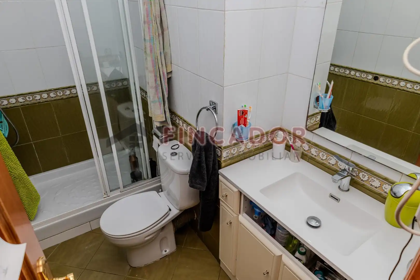 Detached homes for sale in Carrer de Gravina, Llefià