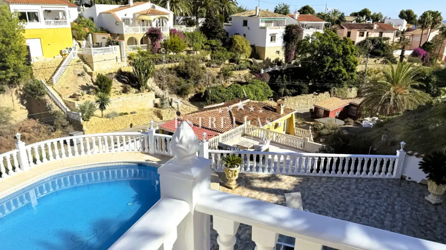 Vista exterior de Casa o xalet en venda en La Nucia amb Aire condicionat, Calefacció i Jardí privat