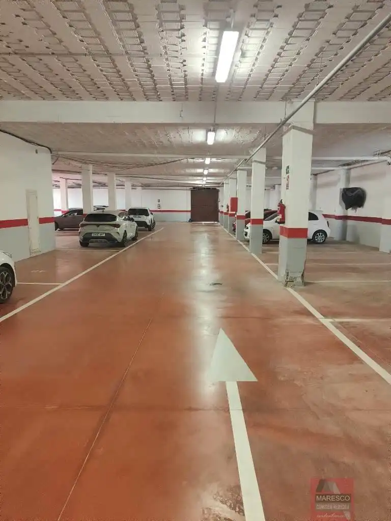 Parkplatz von Wohnungen zum Verkauf in Mijas mit Klimaanlage, Terrasse und Gemeinschaftspool