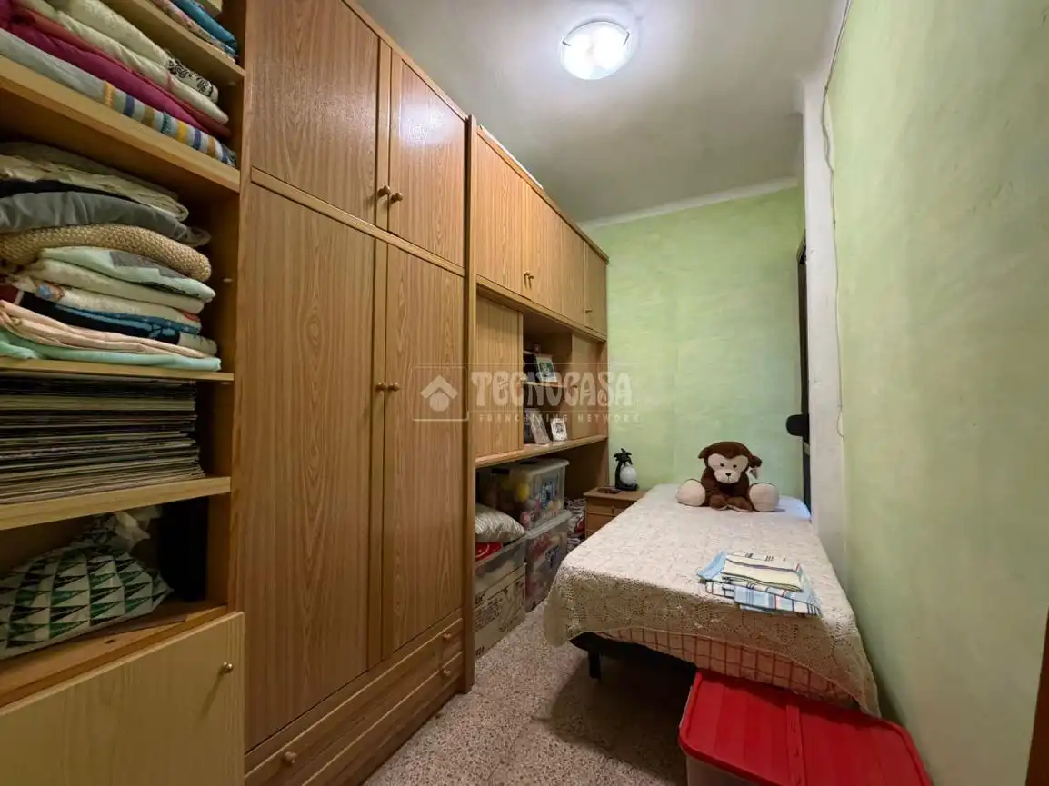 Habitación de Piso en venta en L'Hospitalet de Llobregat con Aire acondicionado, Calefacción y Balcón
