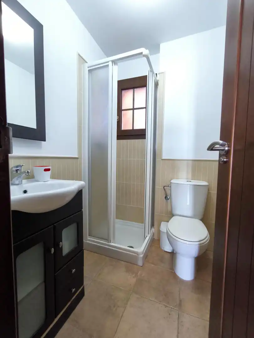 Baño de Apartamento de alquiler en Ayamonte con Terraza, Amueblado y Piscina comunitaria
