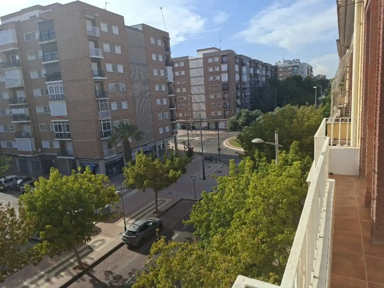 Pis amb terrassa en venda a Plaza Poniente