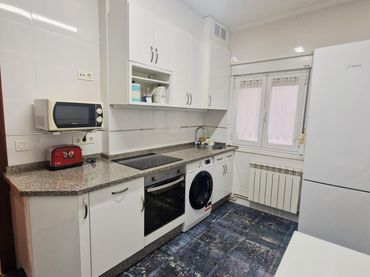 Wohnung mit Balkon zum Verkauf in Avilés - CUBA