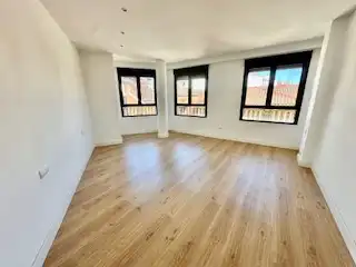 Appartement avec ascenseur à louer à Calle Lucas de Tuy 11, imagen 5