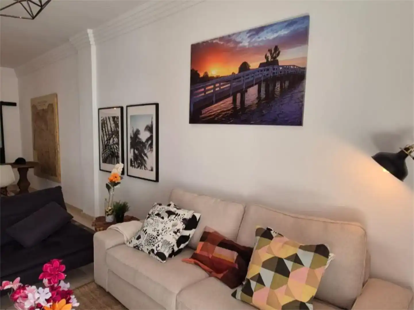 Living room of Flat for sale in Marbella  with Air Conditioner, Swimming Pool and Balcony