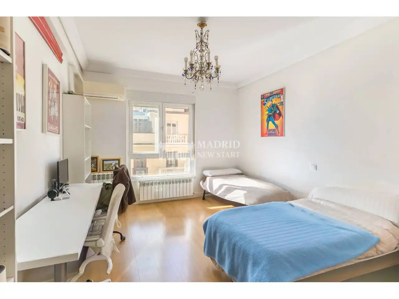 Schlafzimmer von Wohnung zum Verkauf in Madrid mit Klimaanlage und Heizung