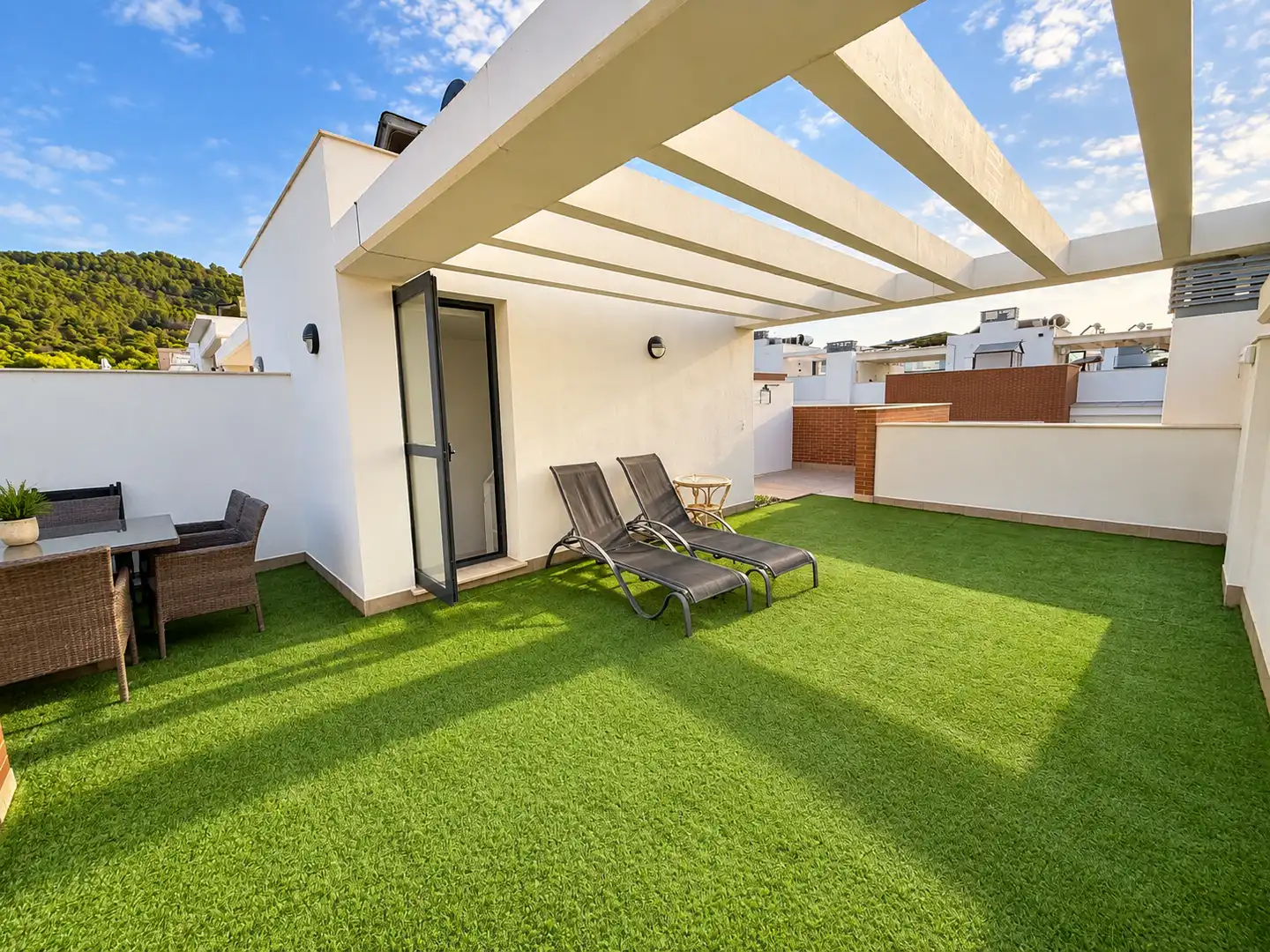 Terrassa de Casa o xalet en venda en Málaga amb Aire condicionat, Terrassa i Piscina comunitària