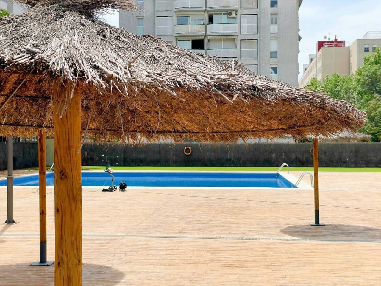 Swimming pool of Flat for sale in Cerdanyola del Vallès  with Air Conditioner, Parquet flooring and Storage room