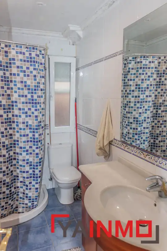 Bathroom of Flat for sale in Ariznabarra