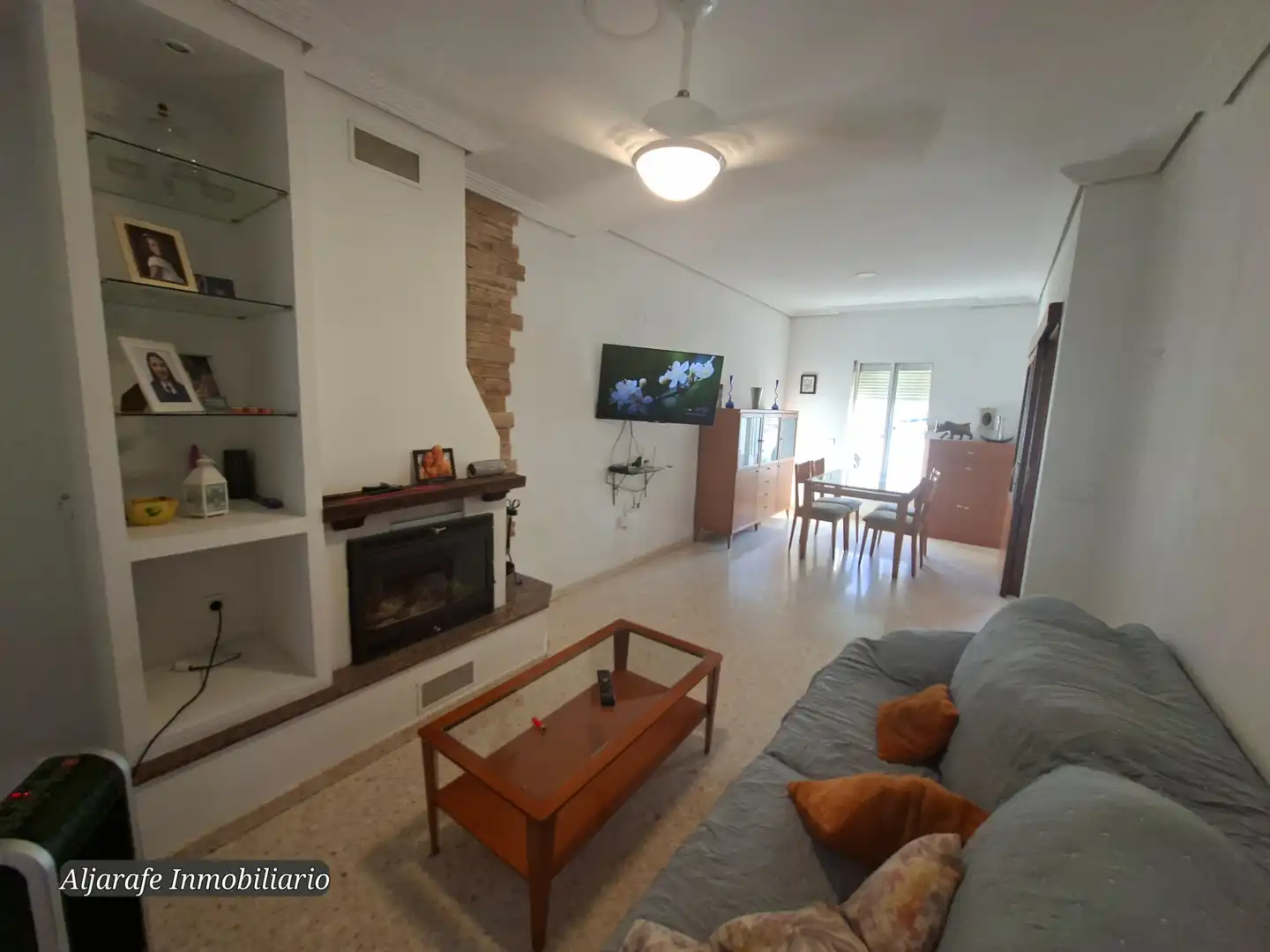 Living room of Detached homes for sale in Guillena  with Air Conditioner, Heating and Terrace