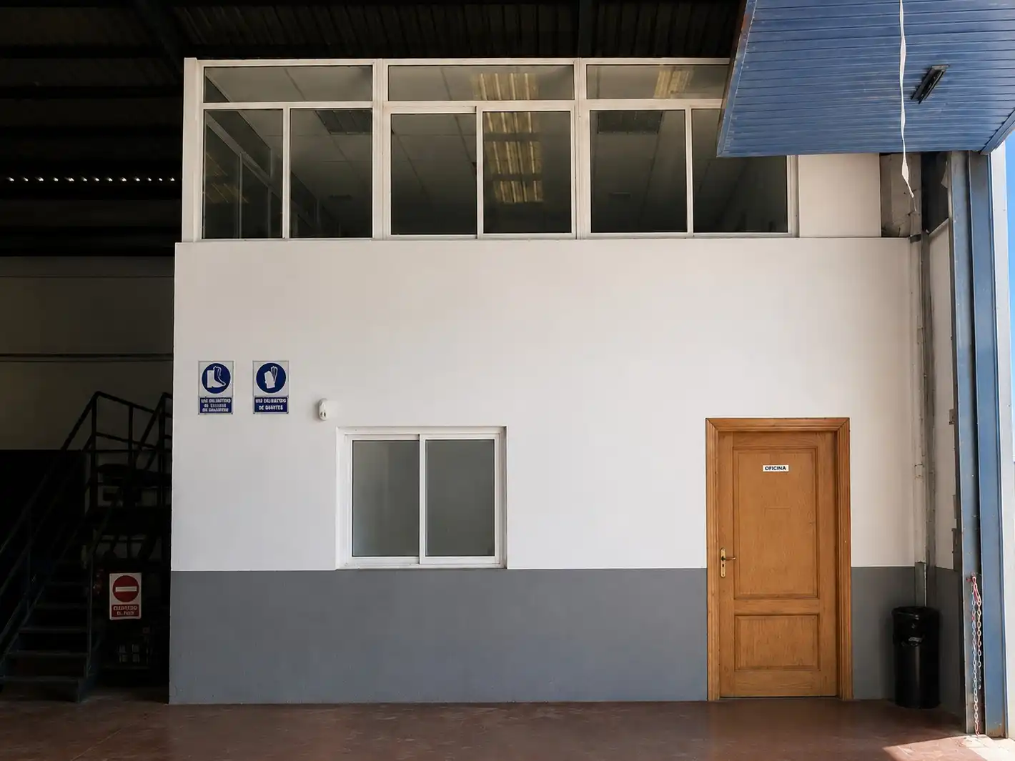 Industrial building for sale in Calle Sierra de Nevada, imagen 2