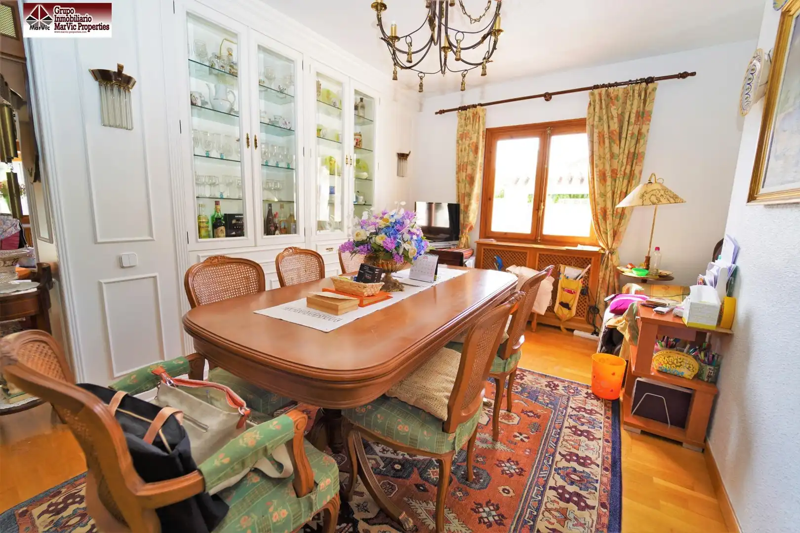 Comedor de Casa o chalet en venta en Benidorm con Calefacción, Jardín privado y Terraza