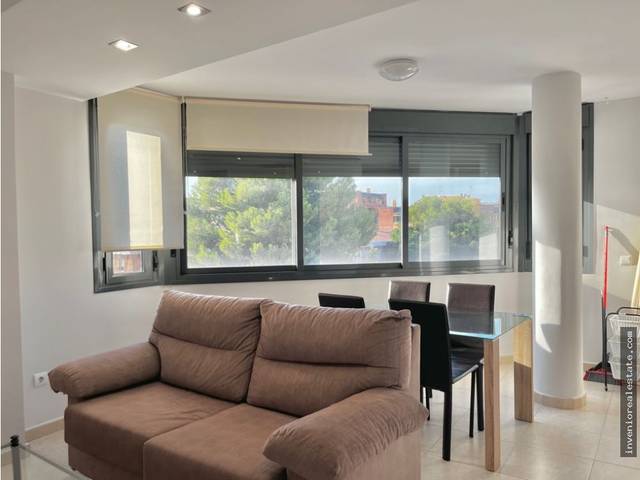 Piso en Alquiler en Ensanche - Río Júcar