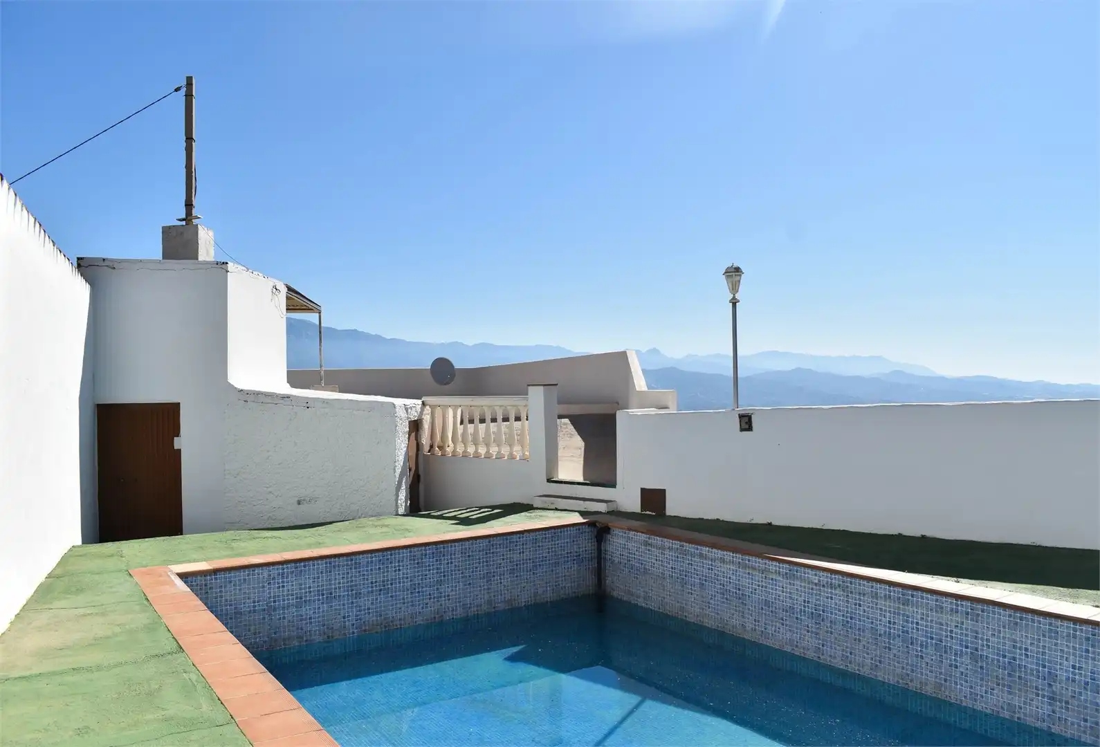 Swimming pool of Country homes for sale in Iznate  with Air Conditioner, Private garden and Terrace
