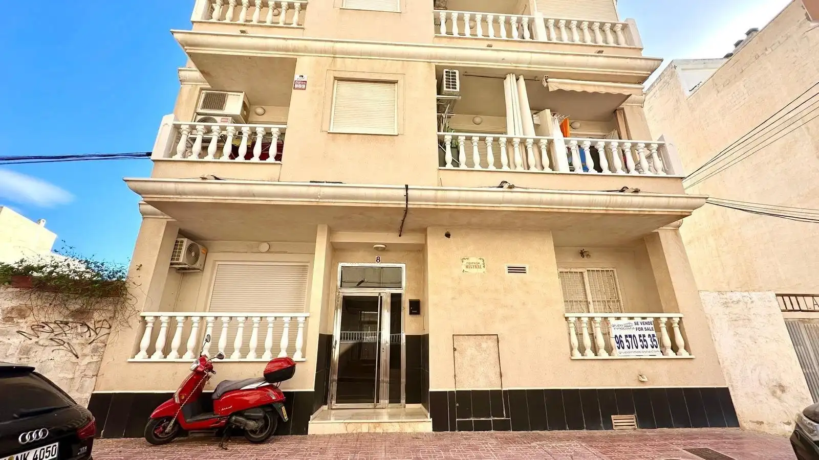 Apartamento con ascensor en venta en La Mata, imagen 2