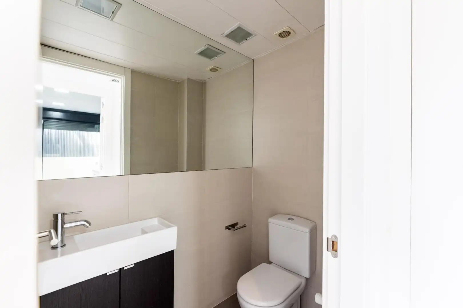 Baño de Ático en venta en Madrid con Aire acondicionado, Calefacción y Terraza