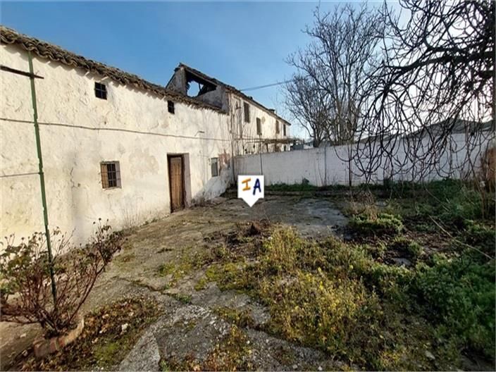 Single-family semi-detached for sale in Alcalá la Real