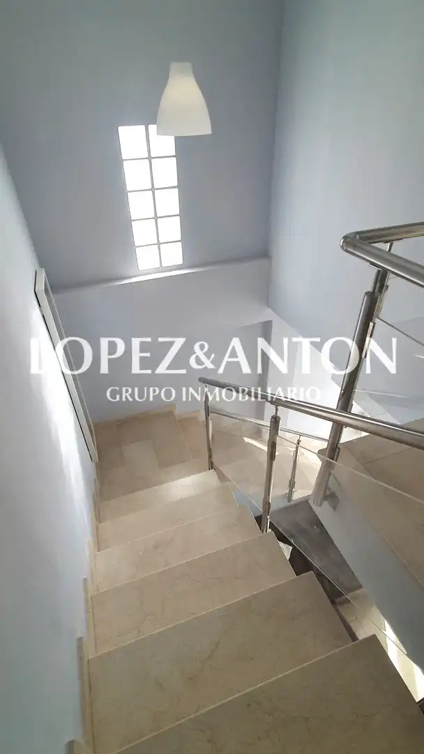 Houses for sale in L'Eliana  with Air Conditioner, Heating and Private garden