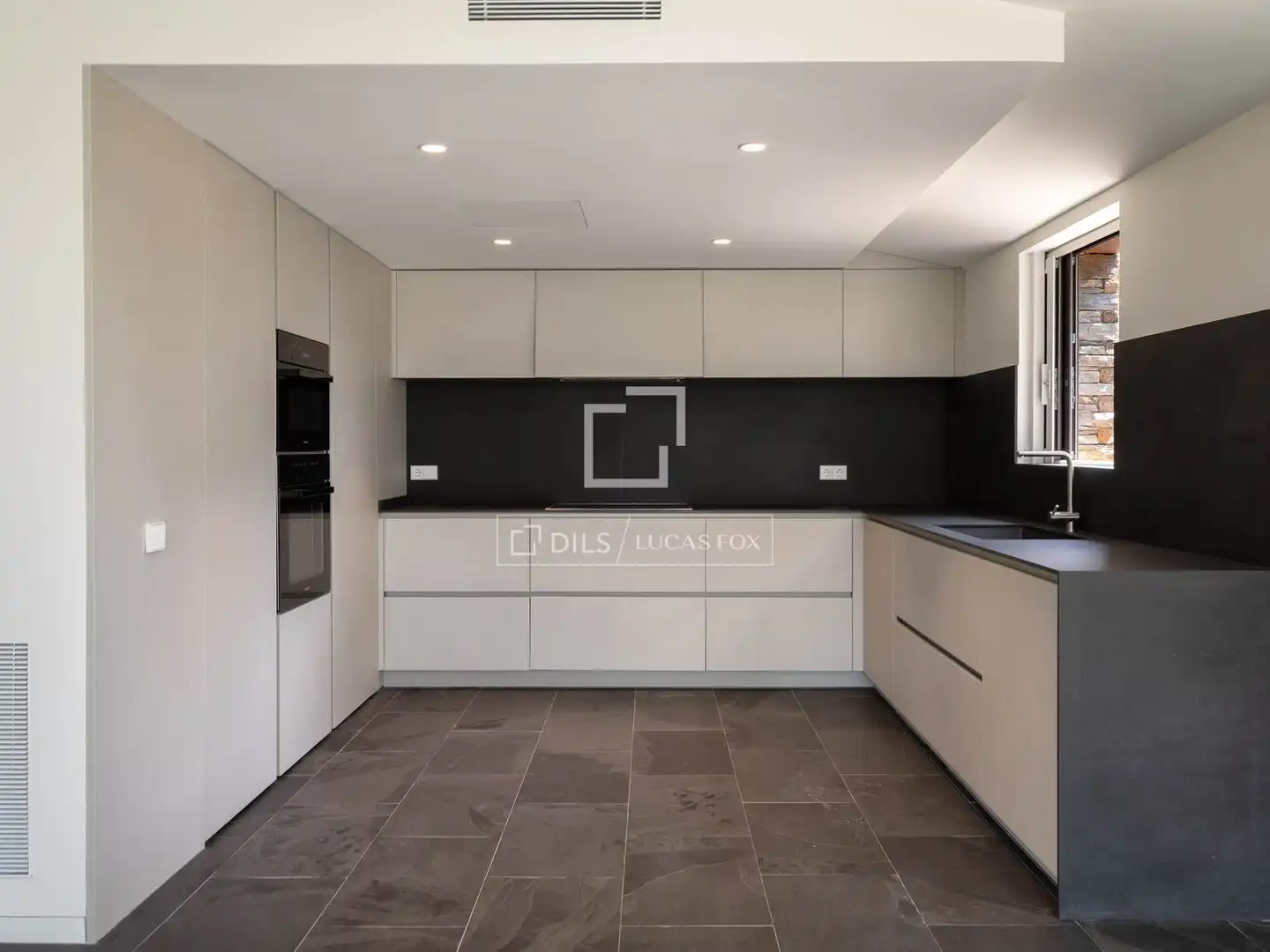 Kitchen of Houses for sale in Cadaqués  with Air Conditioner, Private garden and Terrace