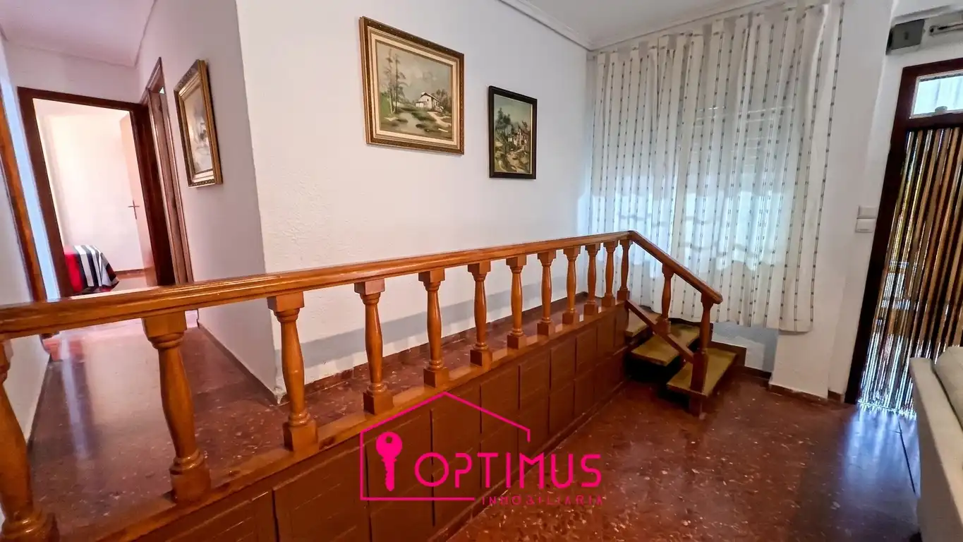 Houses for sale in Macastre  with Private garden, Terrace and Storage room