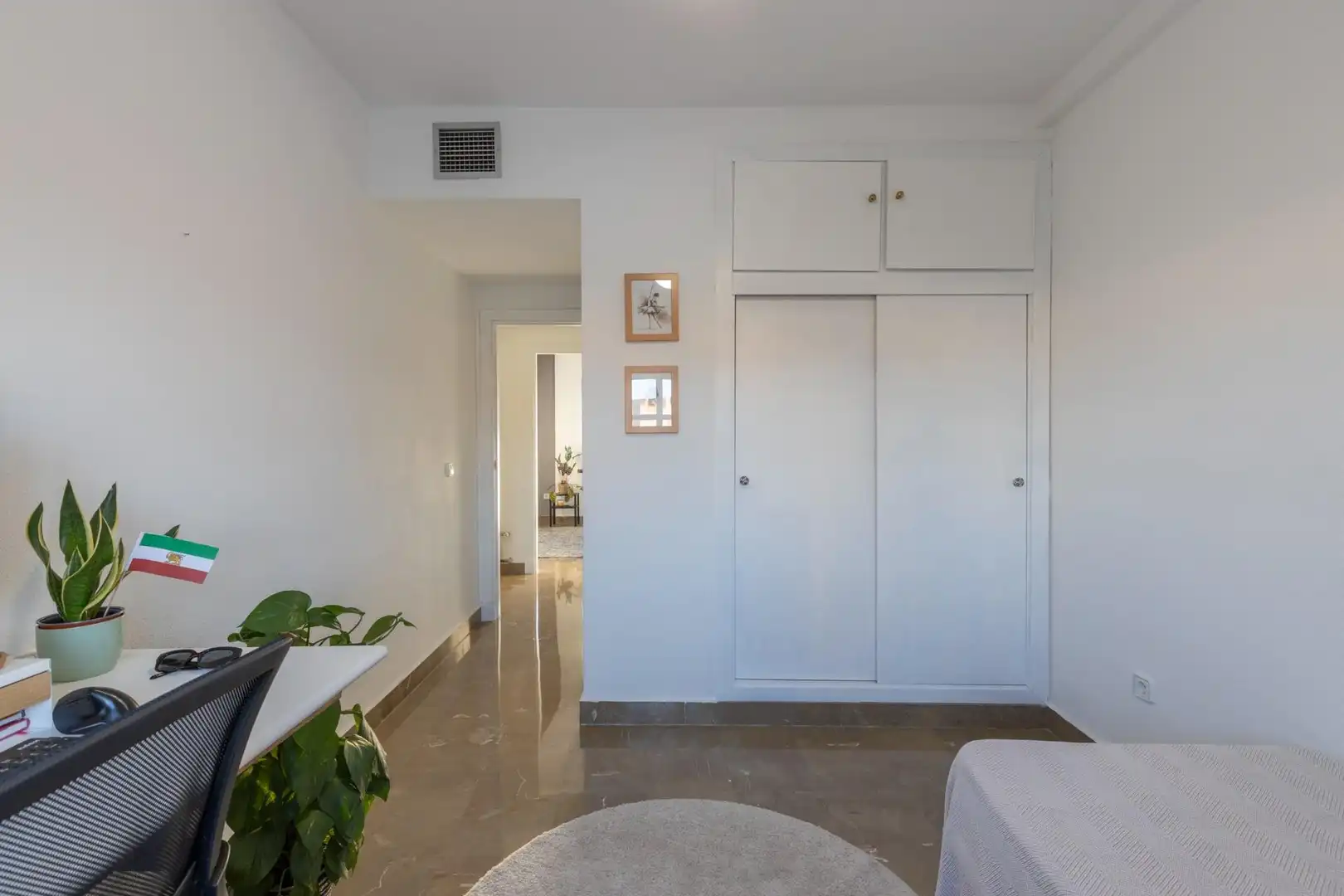 Bedroom of Flat for sale in Granada  with Balcony and Community pool