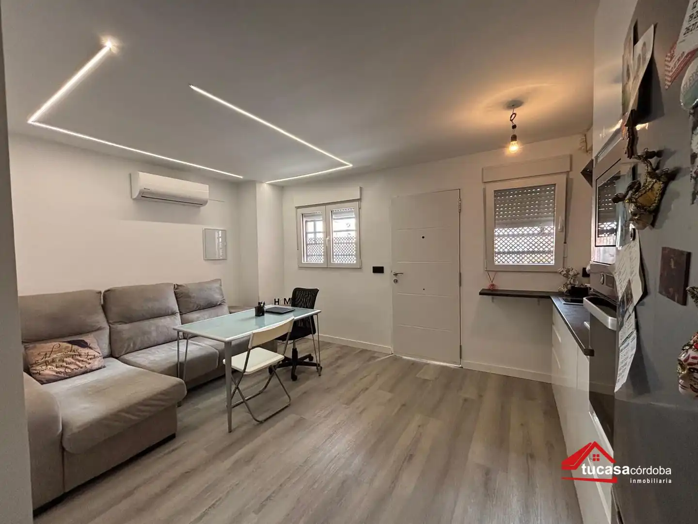 Living room of Commercial properties for sale in Córdoba  with Air Conditioner