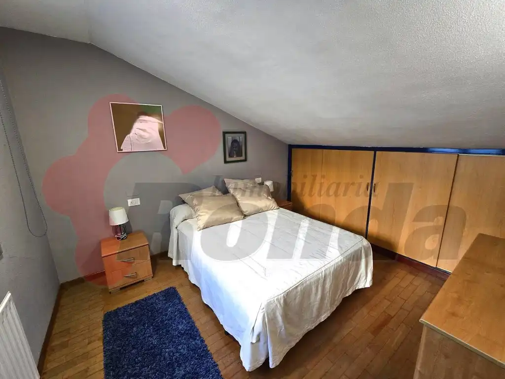 Bedroom of Flat for sale in Lugo  with Furnished
