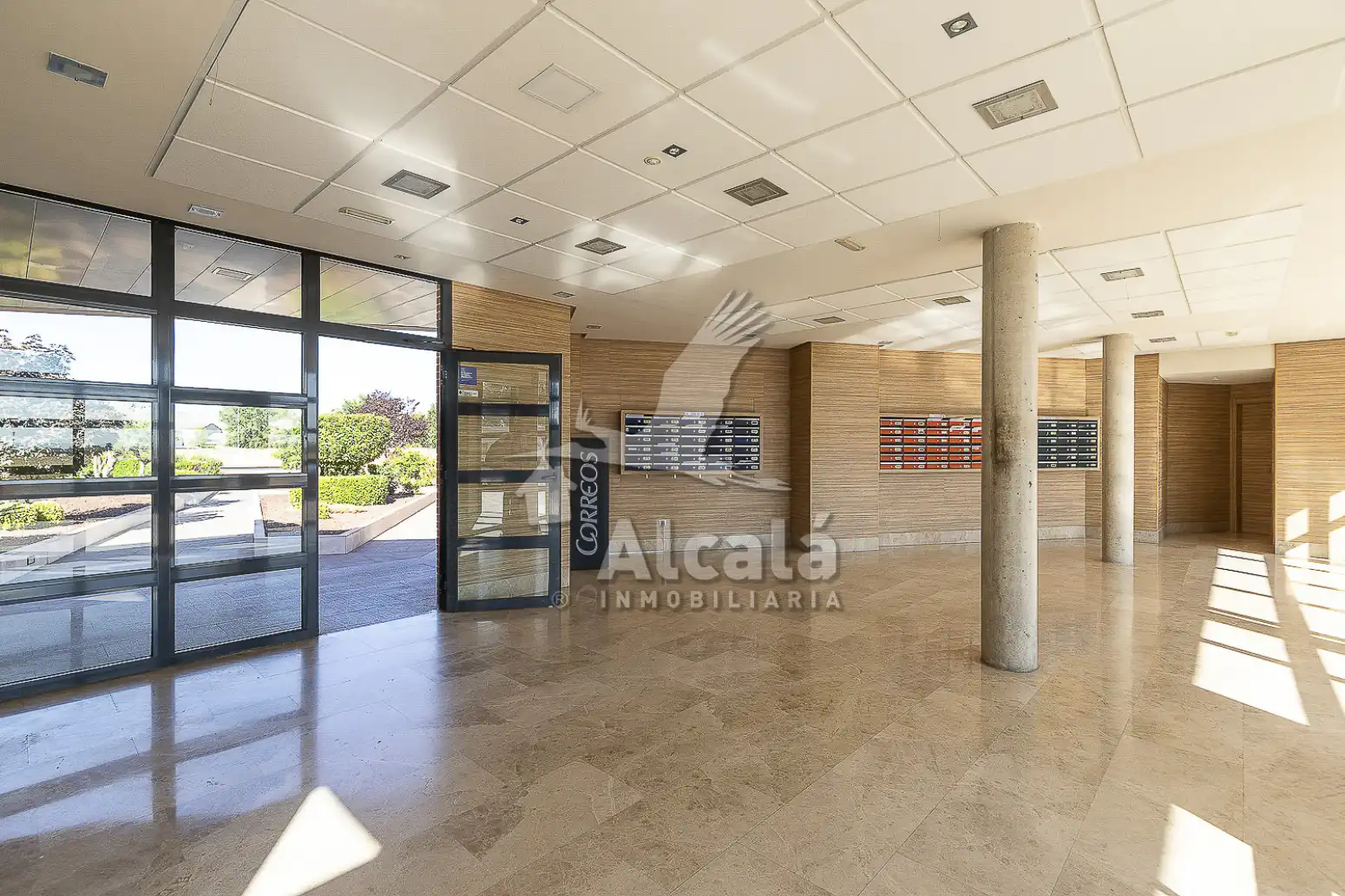 Piso en venta en Alcalá de Henares con Aire acondicionado, Calefacción y Jardín privado
