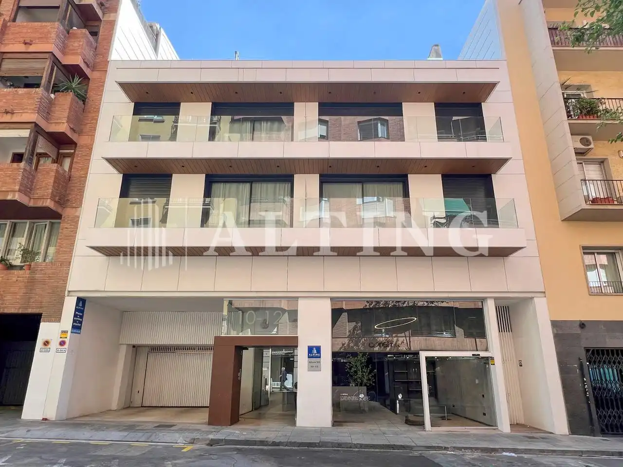 Exterior view of Flat for sale in  Barcelona Capital  with Parquet flooring, Terrace and Balcony