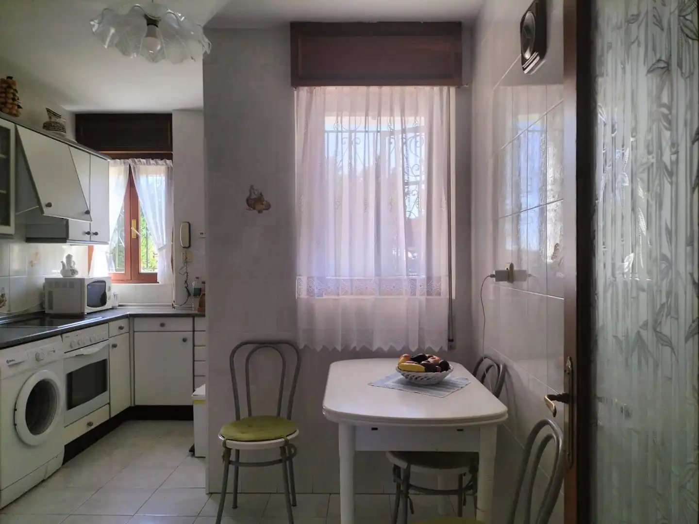 Cuina de Casa o xalet en venda en Melgar de Fernamental amb Calefacció, Jardí privat i Terrassa