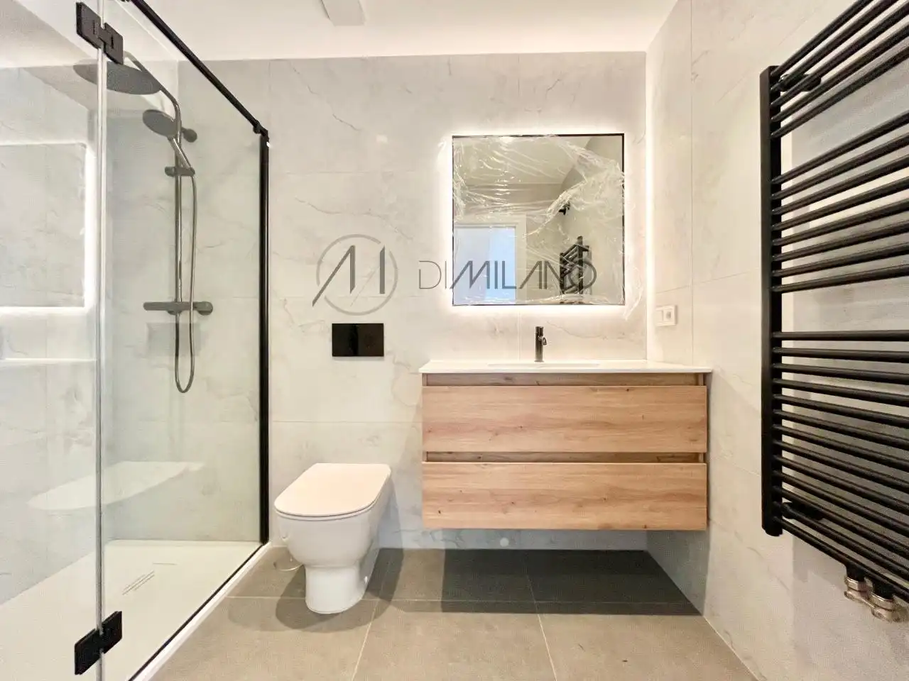 Baño de Ático en venta en Vigo  con Calefacción