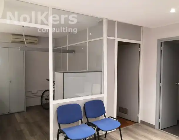 Oficina en venda a Barri de les Corts