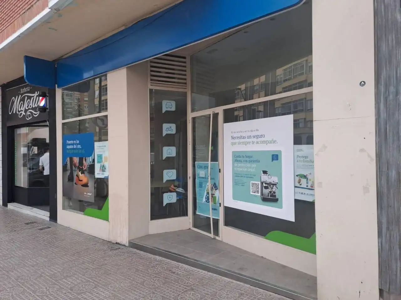 Local comercial en venda a Plaza Roma