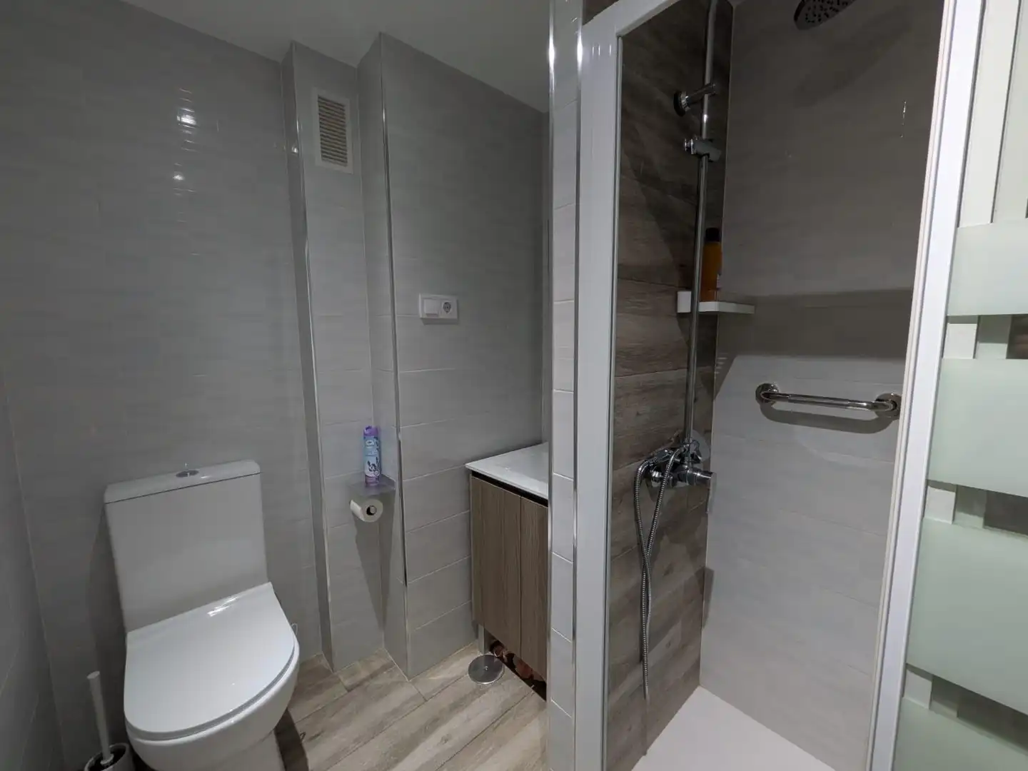 Bathroom of Flat for sale in Alcalá de Henares  with Heating