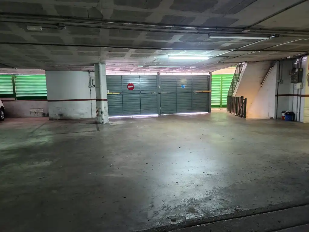 Einzelparkplatz zum Verkauf in Horta - Guinardó, imagen 8