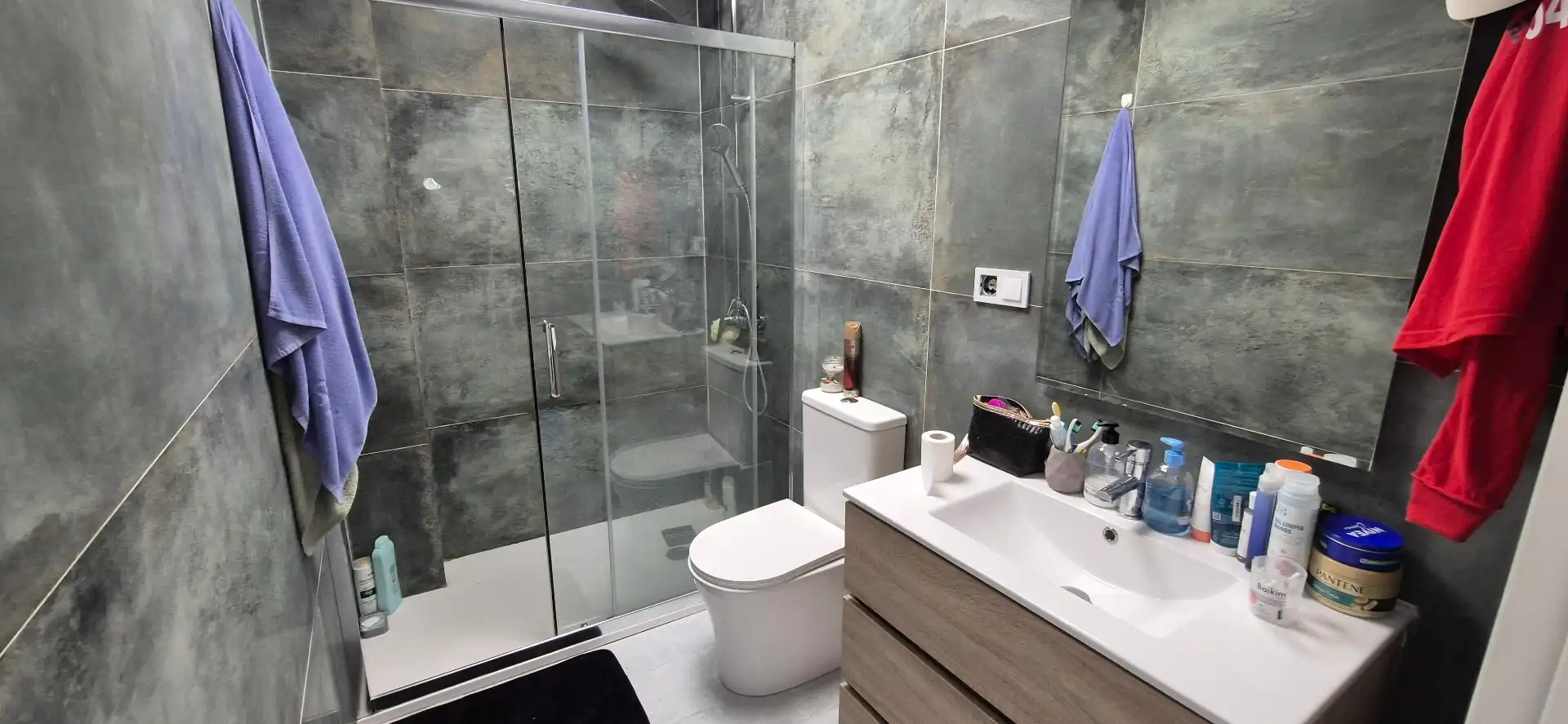 Bathroom of Buildings for sale in Gandia