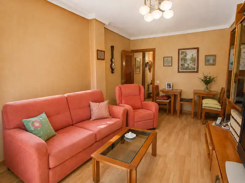 Sala d'estar de Pis en venda en Alcorcón amb Calefacció
