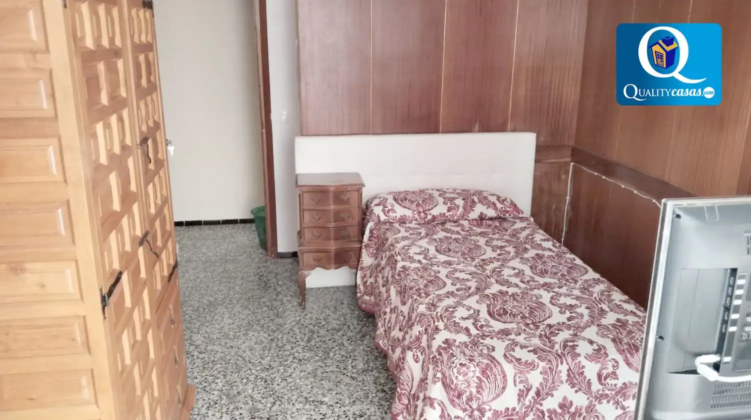 Dormitori de Apartament en venda en Elche / Elx amb Traster