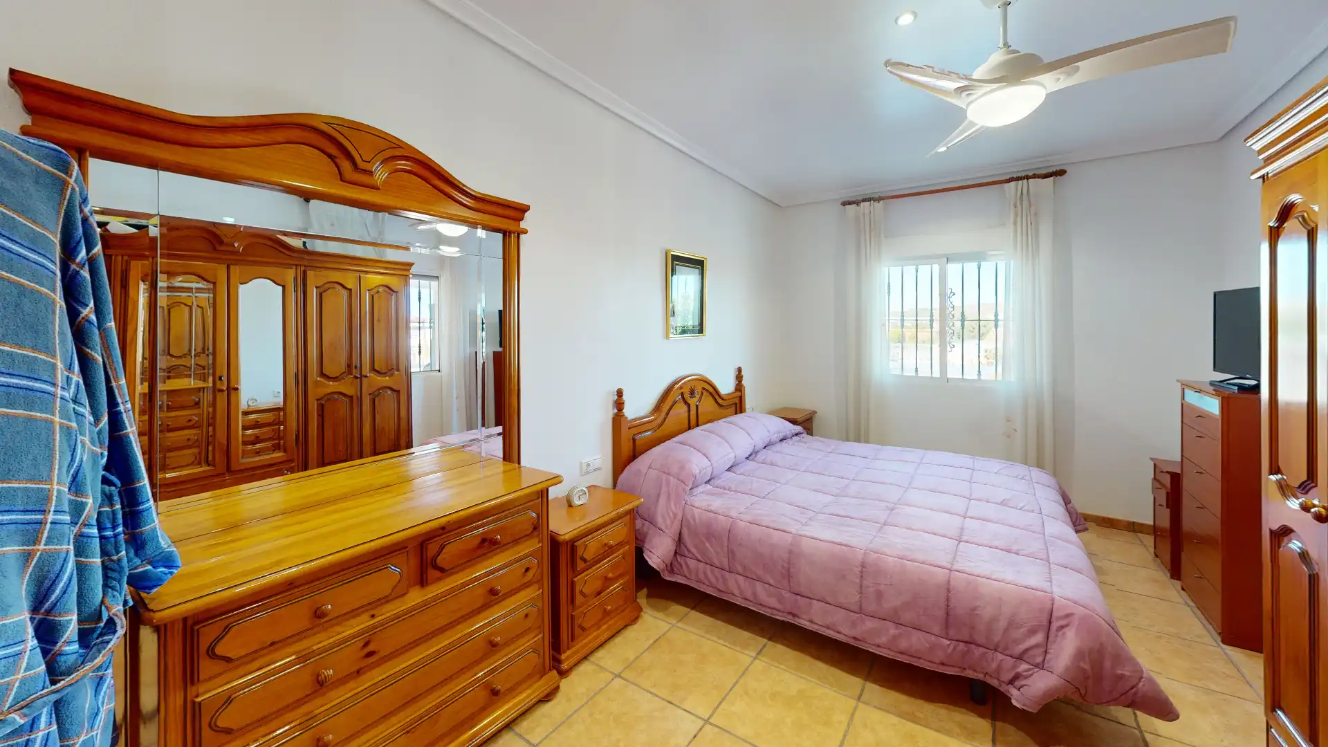Dormitori de Casa o xalet en venda en Elche / Elx amb Aire condicionat, Jardí privat i Terrassa