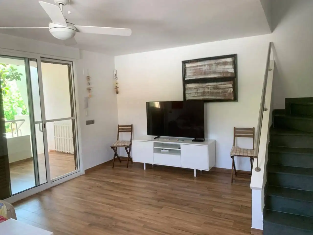 Sala d'estar de Casa adosada de lloguer en Oropesa del Mar / Orpesa amb Aire condicionat, Terrassa i Piscina