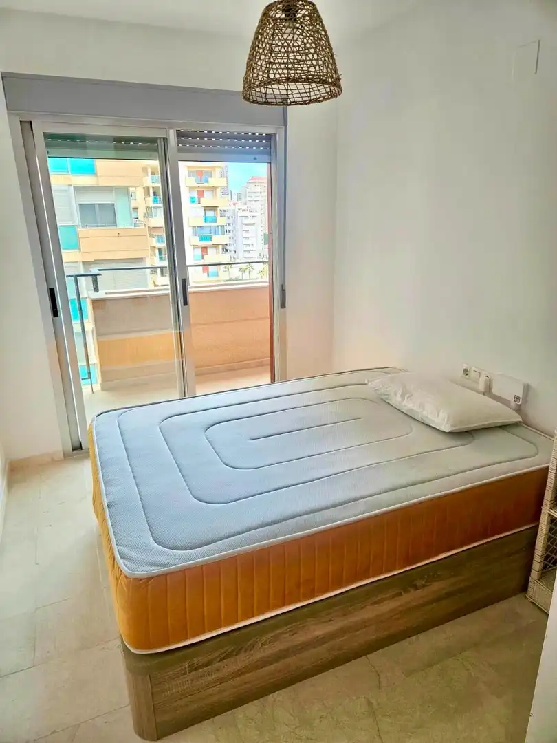 Bedroom of Flat for sale in Villajoyosa / La Vila Joiosa  with Air Conditioner, Private garden and Terrace