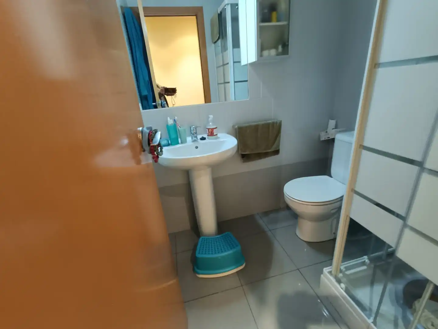 Baño de Piso en venta en Rubí con Calefacción, Horno y Balcón