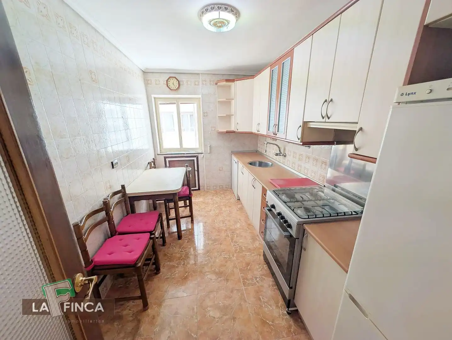Piso en venta en LLANO PONTE, Milán - Pumarín