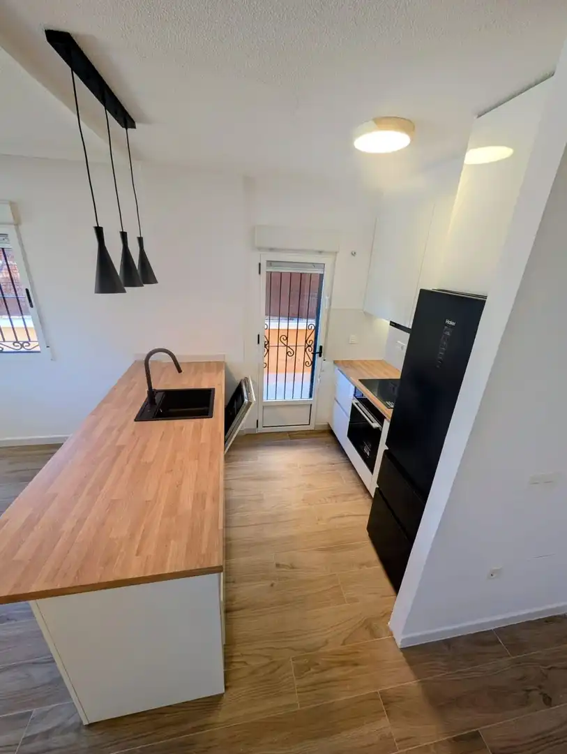 Detached house with pool for sale in Calle  Laguna de Fuentilleja, imagen 9