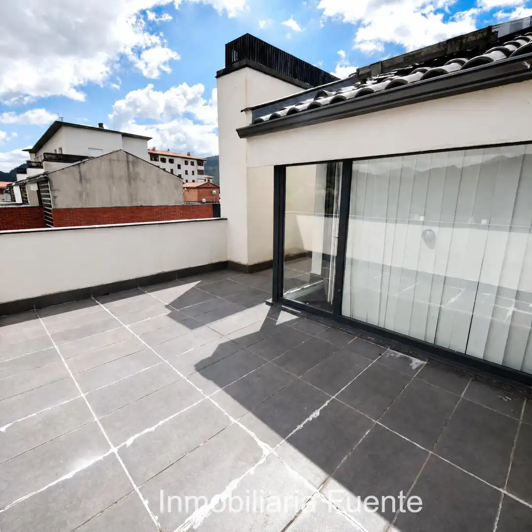 Terrassa de Casa adosada en venda en Sopuerta amb Calefacció, Jardí privat i Terrassa