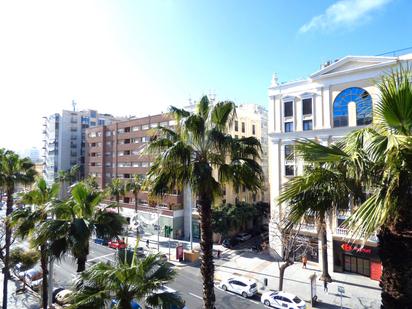 Exterior view of Flat for sale in  Cádiz Capital  with Terrace