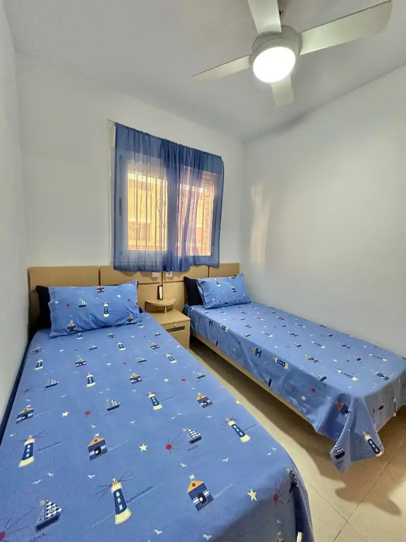 Dormitori de Apartament en venda en Oropesa del Mar / Orpesa amb Aire condicionat, Calefacció i Moblat