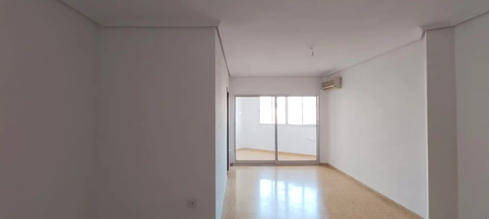 Flat for sale in C/ Ramon y Cajal, Alberic