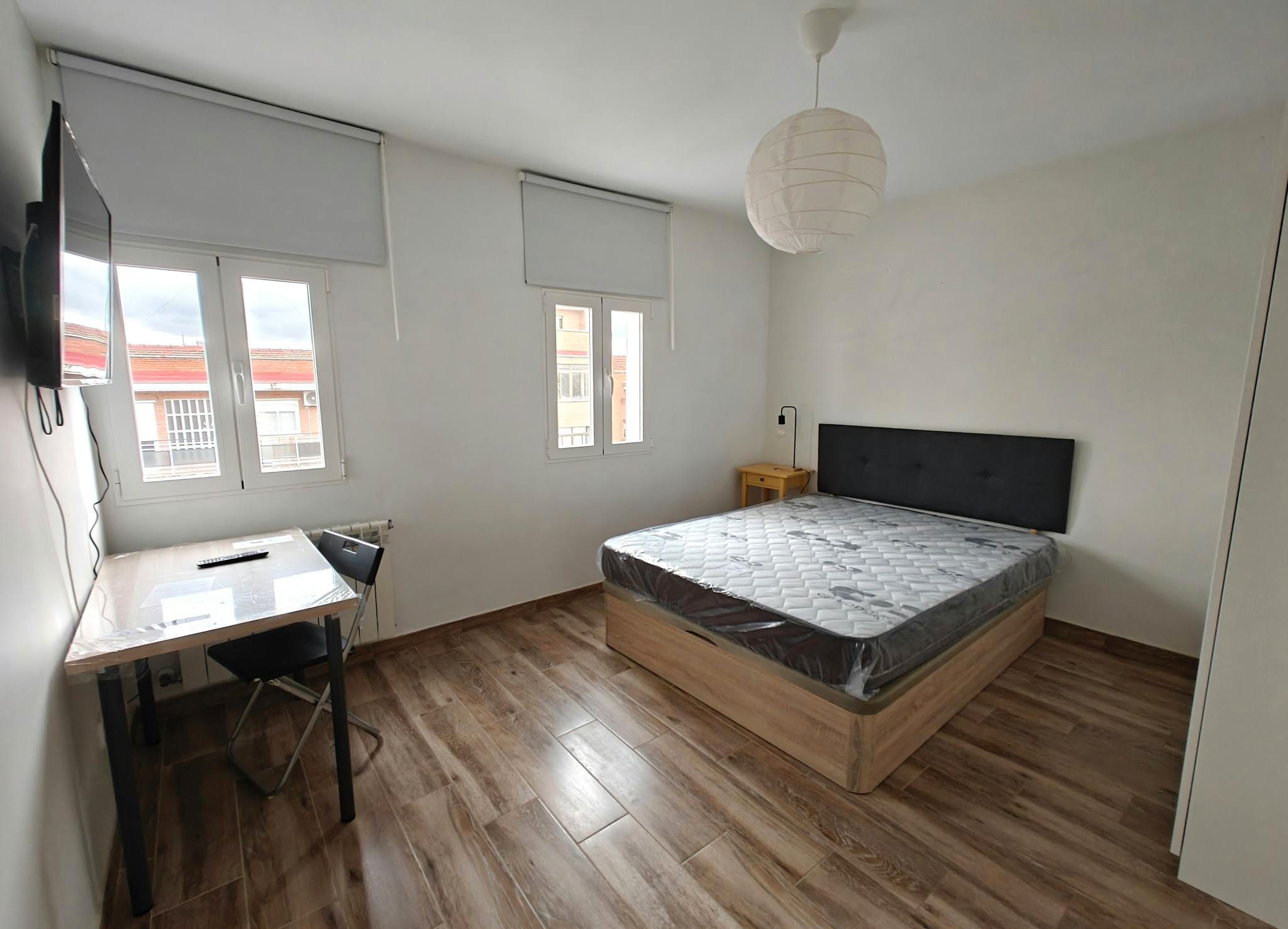 Bedroom of Flat to share in  Madrid Capital  with Heating, Furnished and Washing machine